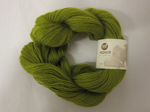Kidmohair - 1-ply
Kidmohair is a natural product of a very high quality from the angora goat from 
South Africa
The colour shown is: Appel-green, Colourno 1106
1 ball of wool containing 50 grams