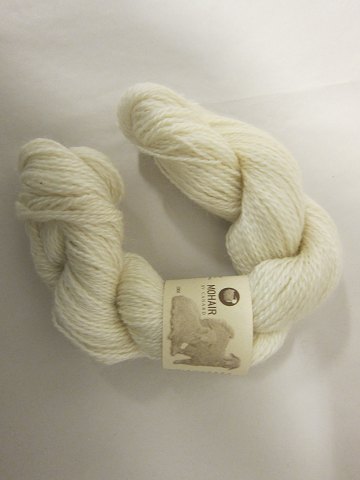 Kidmohair - 2-ply
Kidmohair is a natural product of a very high quality from the angora goat from 
South Africa
The colour shown is: White, Colourno 2000
1 ball of wool containing 50 grams
