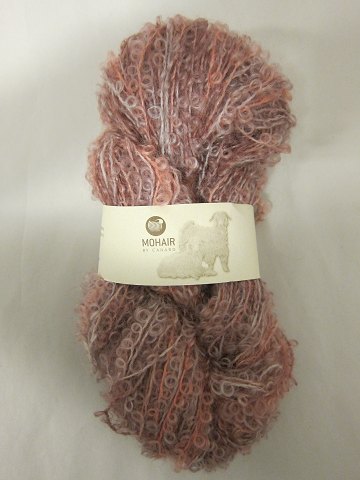 Mohair Bouclé Mix
Mohair Bouclé Mix is a natural product of a very high quality from the angora 
goat from South Africa.
The colour shown is: Rosa Mix, Colourno 1038
1 ball of wool containing 100 grams