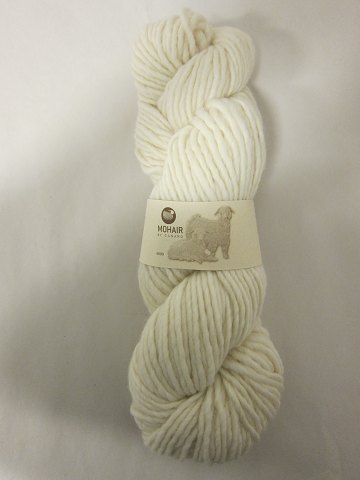 Roving 
Roving is a natural product of a very high quality from the angora goat from 
South Africa
The colour shown is: Beige/white, Colourno 4000
1 ball of wool containing 100 grams