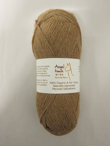Baby Alpaca Angel Touch
100% BABY ALPACA
Baby Alpaca Angel Touch is a natural product from Peru and is NOT dyed, and the 
fibres are NOT mixed with oil
The colour shown is: Brown Medium, Colourno LFY
1 ball of Baby Alpaca containing 50 grams