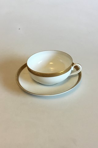 click to zoom