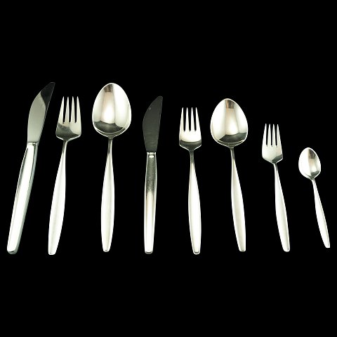 Georg Jensen, Tias Eckhoff; Cypres/Cypress silver cutlery, complete for 60 
persons, 534 pieces