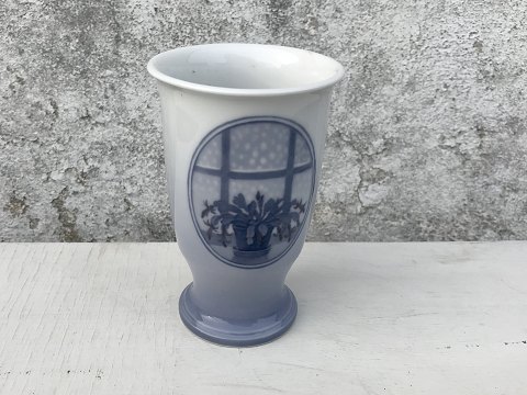 Royal Copenhagen
Weihnachten Vase
1930
* 600kr