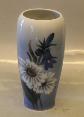 Royal Copenhagen RC 2651-235 Vase with flowers 17.5 cm