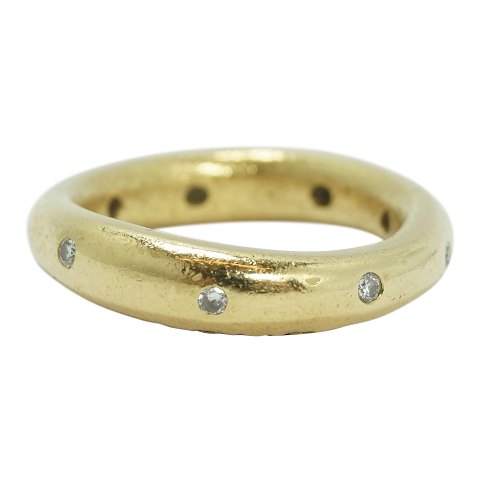 Ole Lynggaard, Charlotte Lynggaard; Love ring nr. 4 med diamanter, 18 kt. guld, 
str. 54