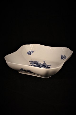 Royal Copenhagen, Blue Flower, Braided salad dish / bowl, square.
RC# 10/8063...