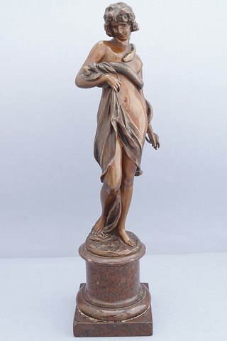 Max Lindenberg; bronzefigur af nøgen kvinde med slange og løse gevandter