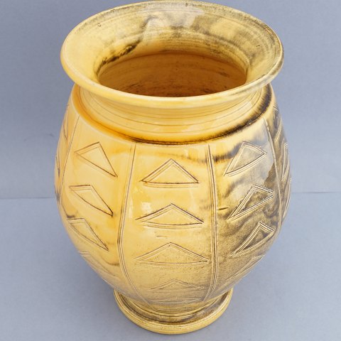 Herman A. Kähler; pottery vase from 1930s. Decorated in yellow uraniumglaze