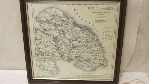 An old map of Als, Dänemark
Made by Oberstlieutenant j.H.Mansa, R. af D. og S. Sv., eneberettiget (with the 
exclusive privelege)
Print: Em. Bærentzen & Co. Lith. Inst. 1870, Dänemark
47,5cm x 44,5cm
Mahoganypainted frame
In a good condition