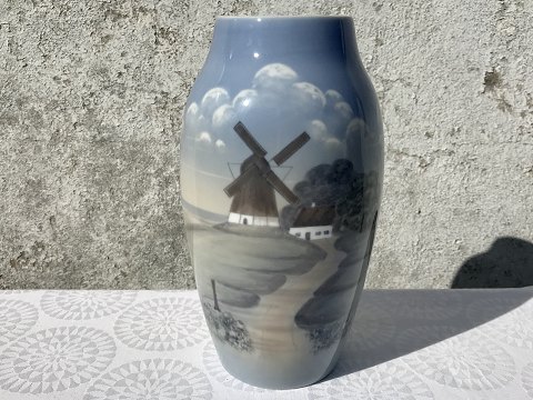 Bing & Gröndahl
Landschaft Vase
# 546/5242
* 450kr