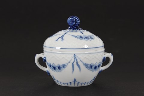 Bing & Groendahl
Empire
Sugar bowl no. 94 A
