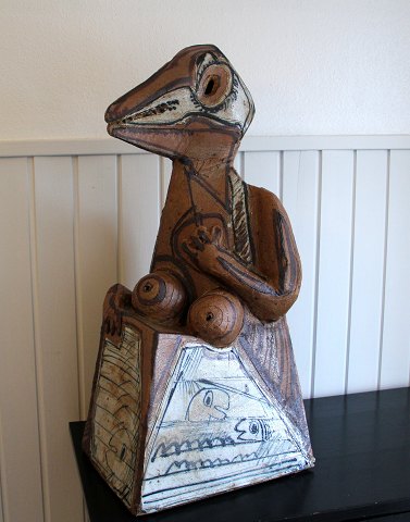 Unika Kongelig Dansk B&G Stentøj B&G 1976 Kæmpe figur ca 80 x 40 cm Sten Lykke 
Madsen