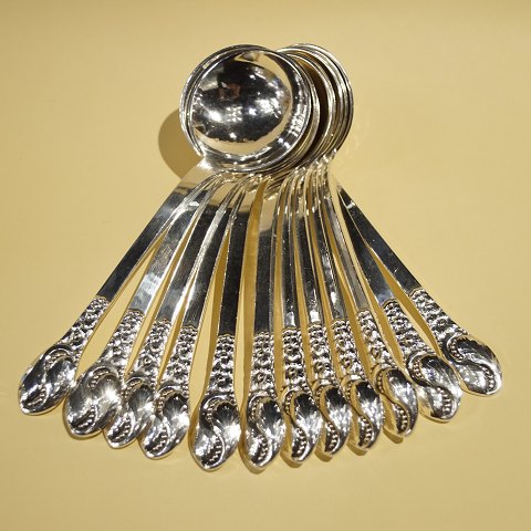 Evald Nielsen; Evald Nielsen no. 12, 12 bouillon spoons of sterling silver