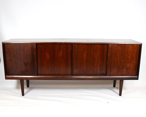 Sideboard in rosewood of danish design from the 1960s.
5000m2 showroom.