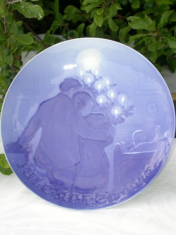 Bing & Grondahl Christmas plate  1925