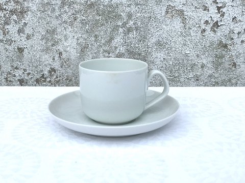 Bing & Grondahl
white Koppel
Coffeeset
# 305
*75DKK