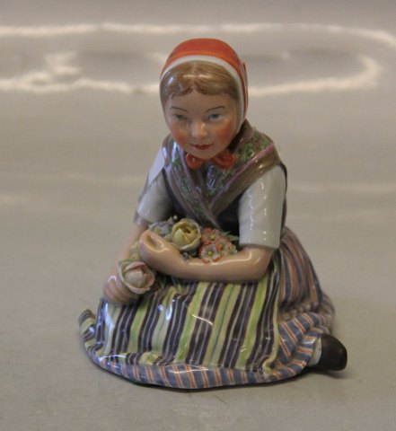 Royal Copenhagen  12417 RC Flower Girl in National dress from Slesvig 10 cm / 4"
