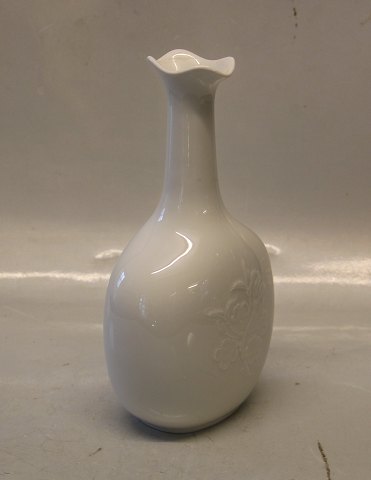 Royal Copenhagen 4449 RC Flask 24 cm Vase Blanc de Chine Flowers and RC Logo in 
relief