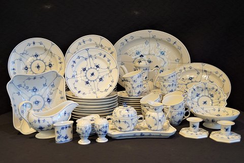 Royal Copenhagen, blue fluted; Complete dinner- and coffee set for 10 pers.