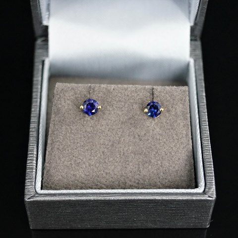 Earrings of 9k gold, sapphires