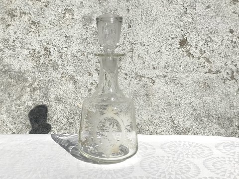 Carafe with floral motif
* 550kr