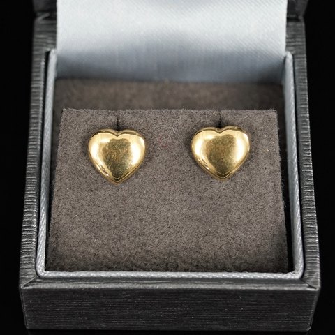 Heart shaped earrings of 14k gold