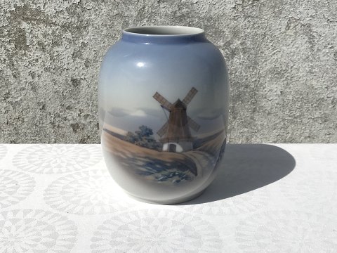 Lyngby Denmark
Vase
#140-1-93
*175kr