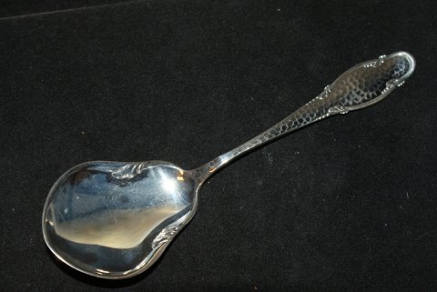 Marmelade spoon Frijsenborg Silverware
Length 15.5 cm.