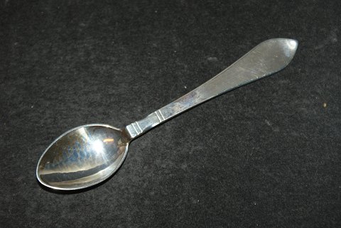 Coffee / Tea spoon # 34 Antique No. 4 / Continental # 4
Georg Jensen