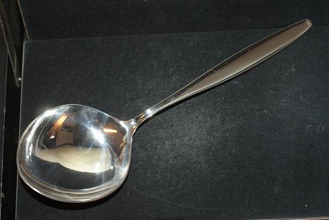 Serving spoon Large # 111 Cypress # 99
Georg Jensen