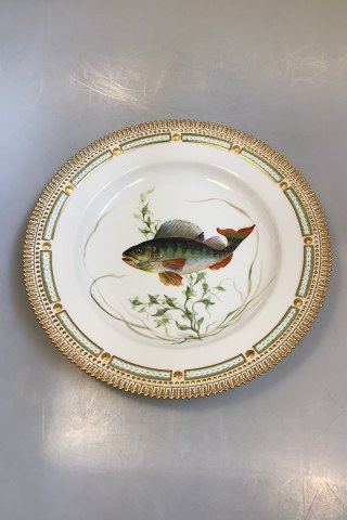 Royal Copenhagen Flora Danica Fish Plate No 19/3549.