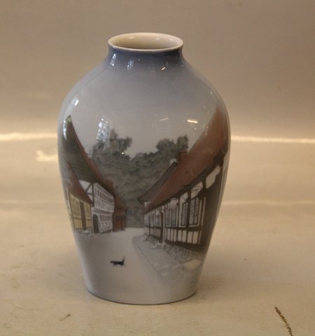 B&G 1302-6238 Vase - Old houses 19 cm B&G Porcelain
