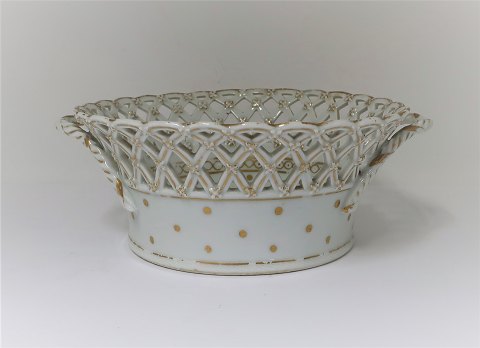 Royal Copenhagen. Antique fruit bowl. Diameter 21 cm. Height 9 cm.