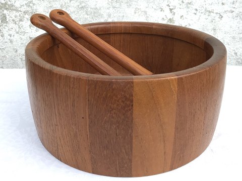 Nissen
Salad bowl
Salad cutlery
Teak
* 475 DKK