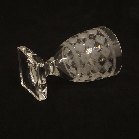 Sæt på fem glas med delvist forgyldt 
harlekinmønster. Ca. år 1900. H: 10,7cm