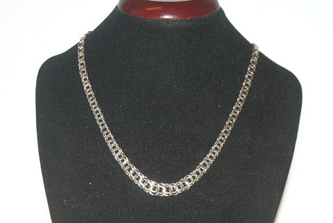 Elegant Bismark Necklace in Silver with necklace