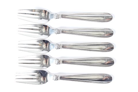 Karina Cutlery
Dinner forks
L 19 cm