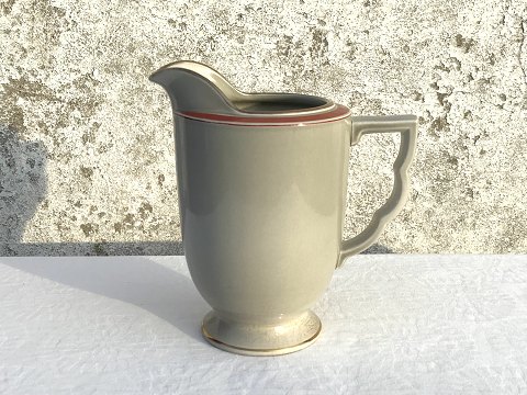 Aluminia
Tureby
Jug with funkis handle
* 150kr