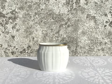 click to zoom