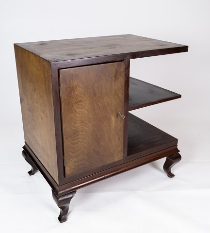 Bar cabinet of mahogany, in great antique condition from the 1930s. 
5000m2 showroom.
