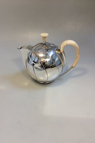 Hingelberg Sterling Silver Tea Pot designed by Svend Weihrauch