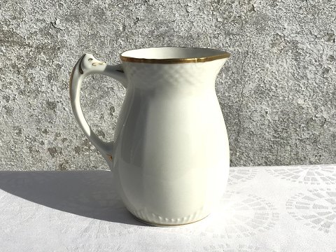 Bing & Grondahl
Åkjær
Milk jug
# 187
* 300kr