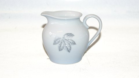 Bing & Grondahl Løvfald
Cream jug
Dek. No. 189