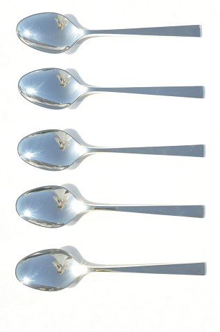 Flemming Eskildsen silver cutlery for Georg Jensen Dessert spoon