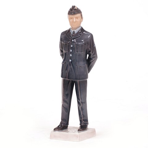 B&G Figur, Pilot. B&G 2445. H: 30,5cm