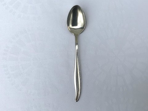 Silverplate
Columbine
Tea spoon
* 20kr