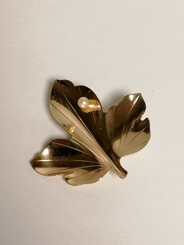 Brooch of 8 carat gold