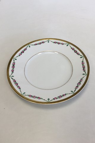 Royal Copenhagen Pattern No 478 Rose Garlands with gold Lunch Plate No 10520