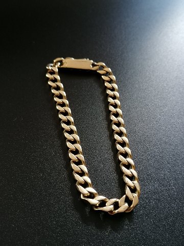 14. carat gold bracelet